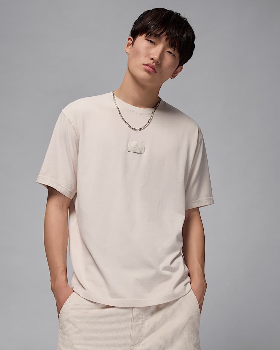 Jordan Flight Essentials Men's T-Shirt. Nike.com Jordan Flight Essentials Men's T-Shirt. Nike.com